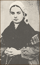 Bernadette in Lourdes 1866 